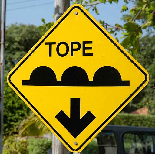 Tope sign